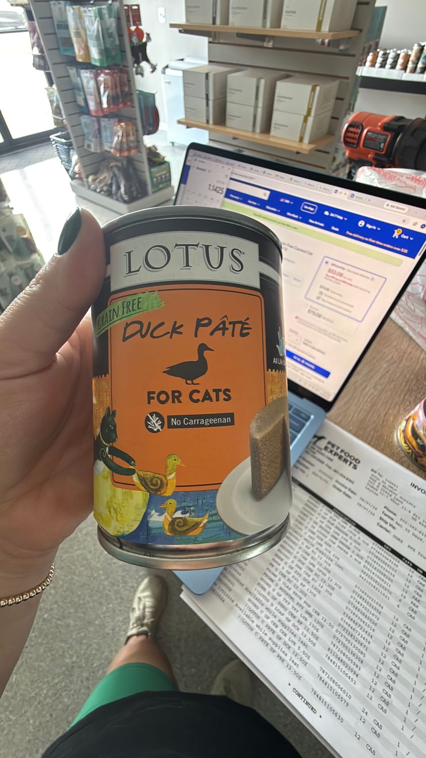 Lotus Duck Pate Cat