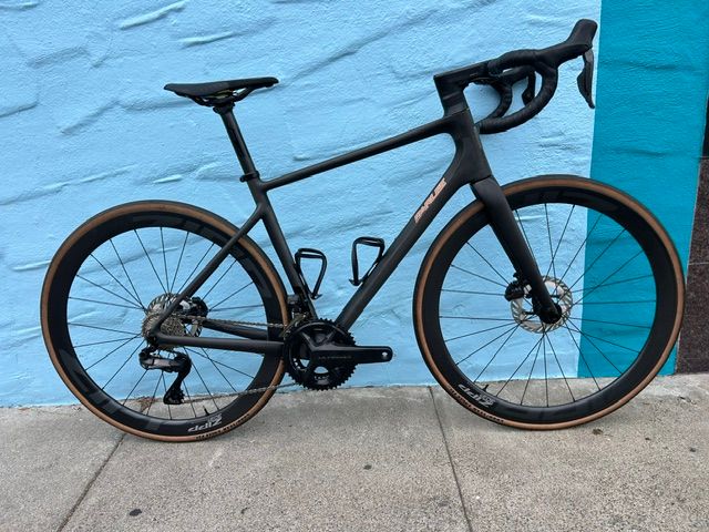 Ouray S4 Ultegra R8100 Di2 Black (M)