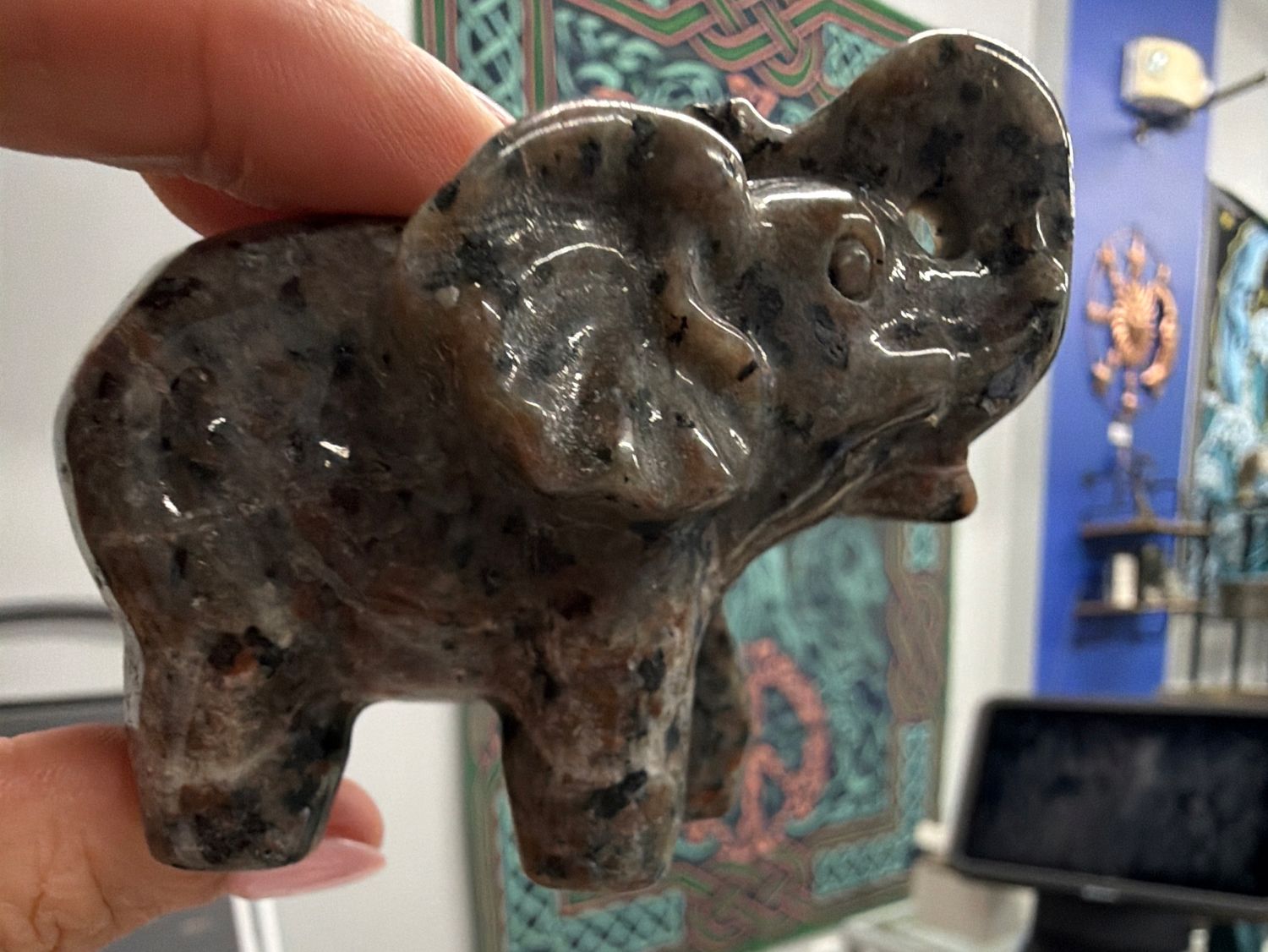 Yooperlite Elephant