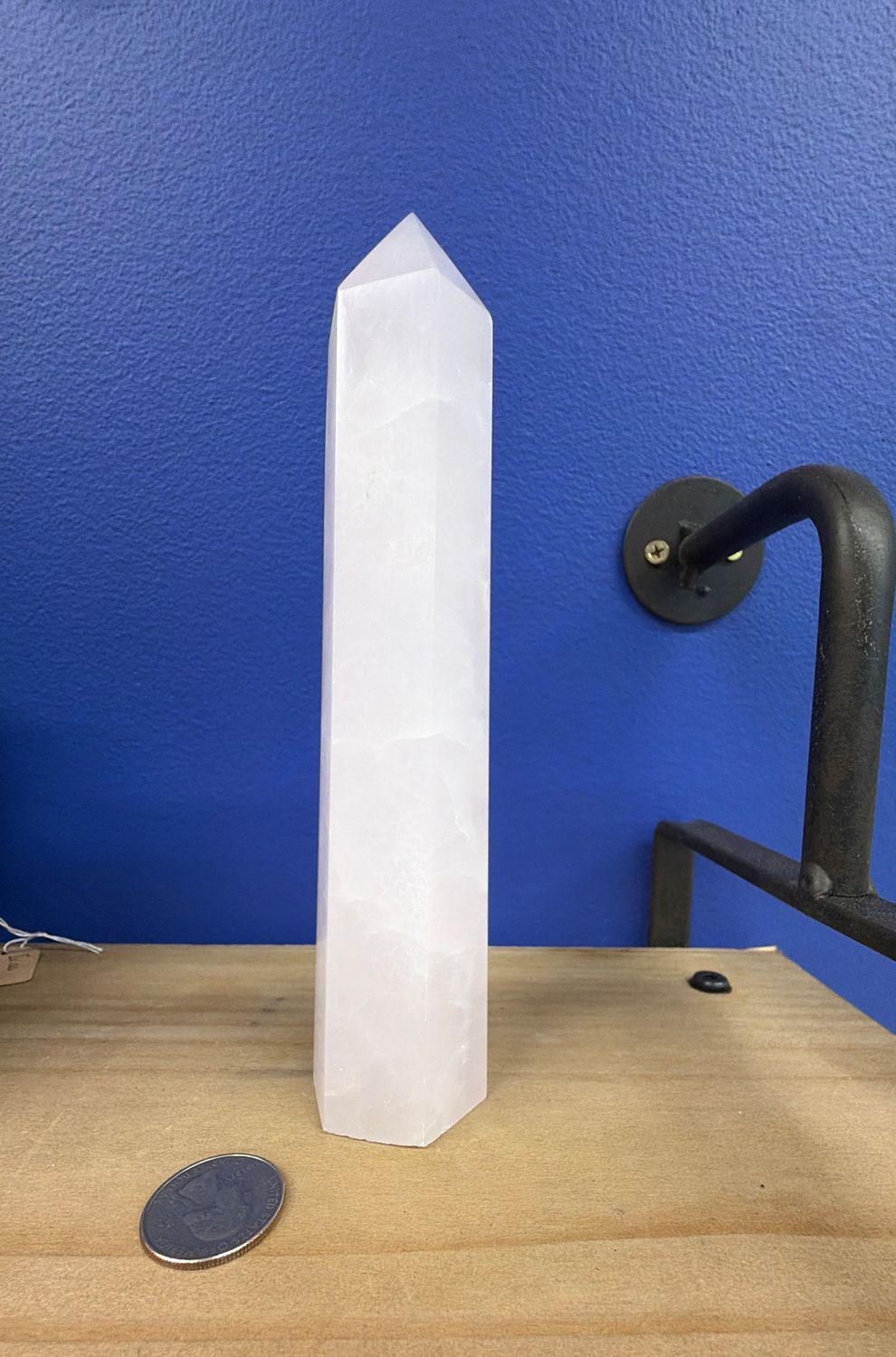 Mangano Calcite Statement 7.5”