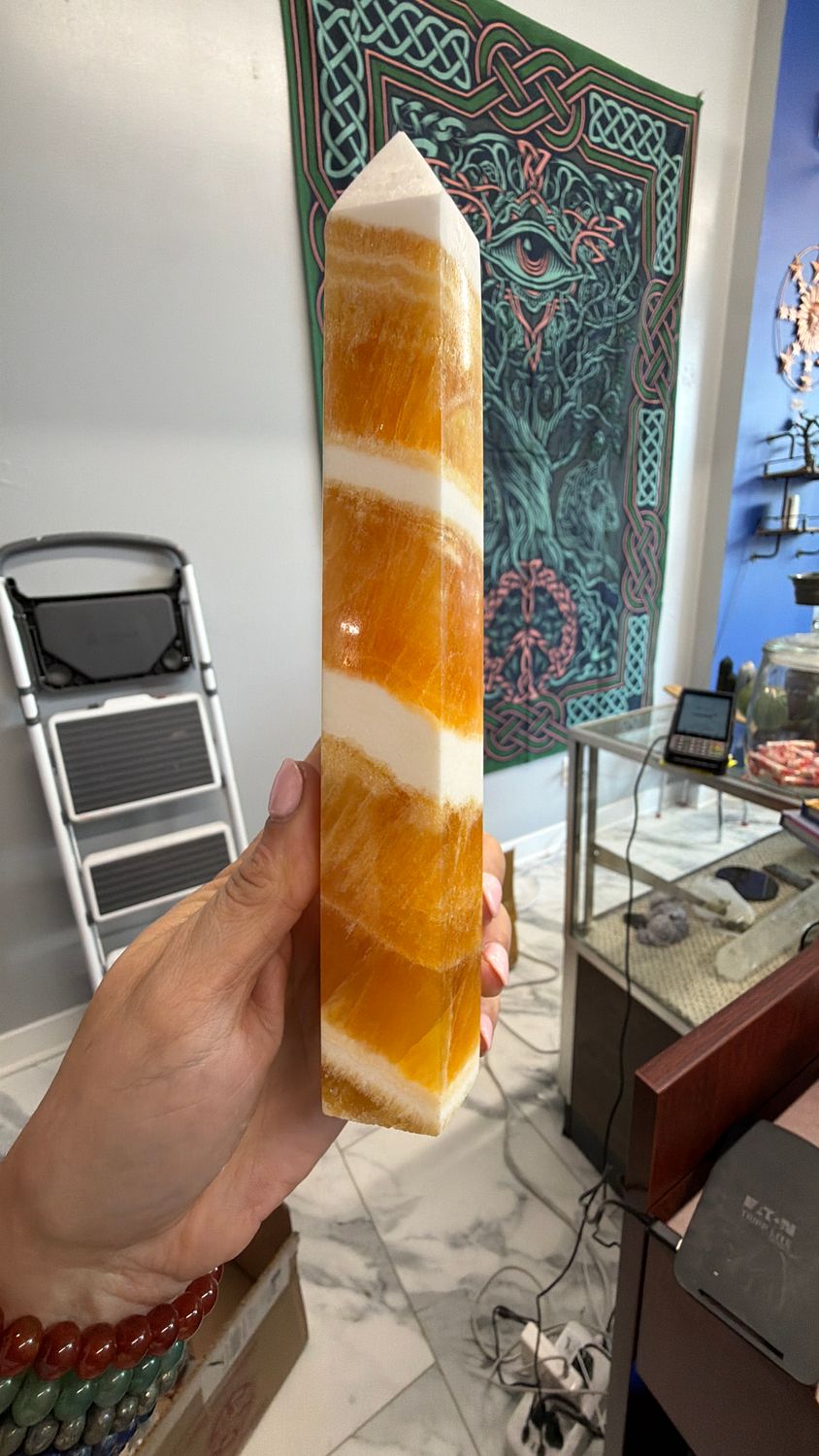 Orange Calcite Statement 8”