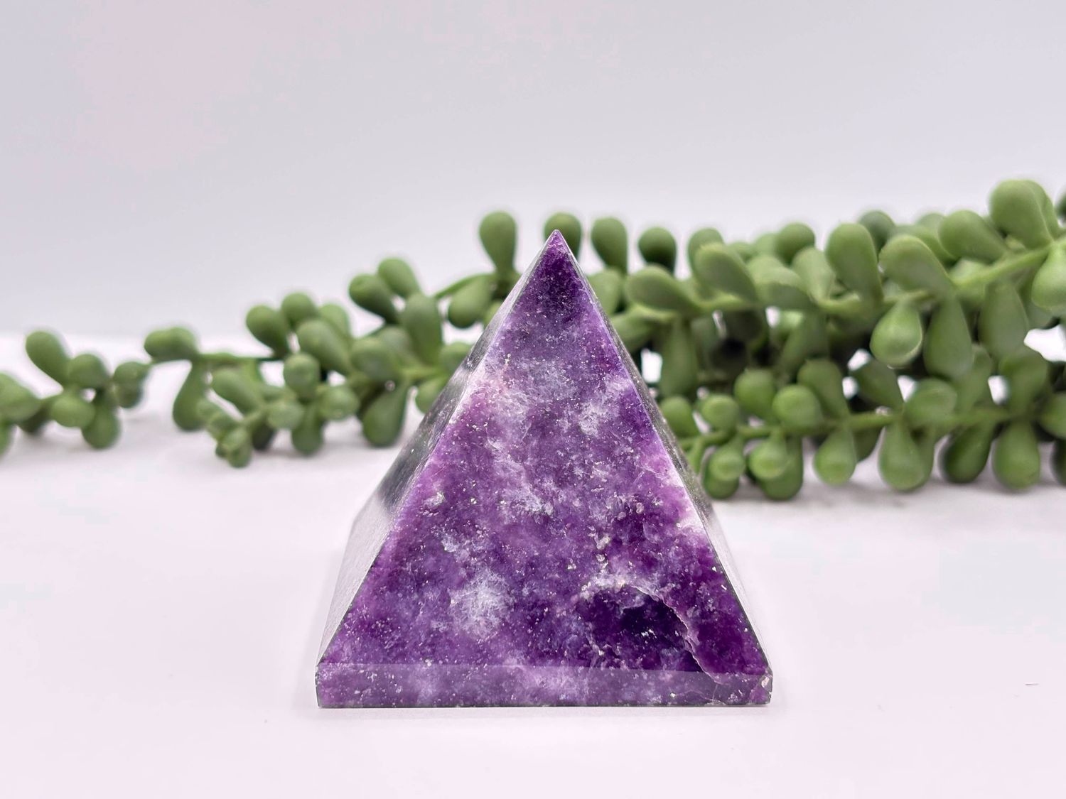 Lepidolite Pyramid -5cm  