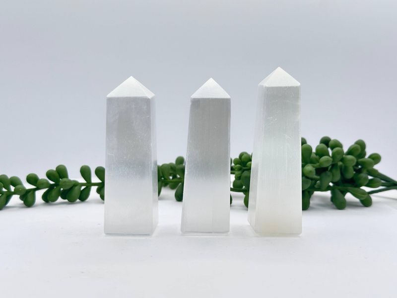 Selenite Tower Obelisk 4 Faceted 7.5CM Aprox