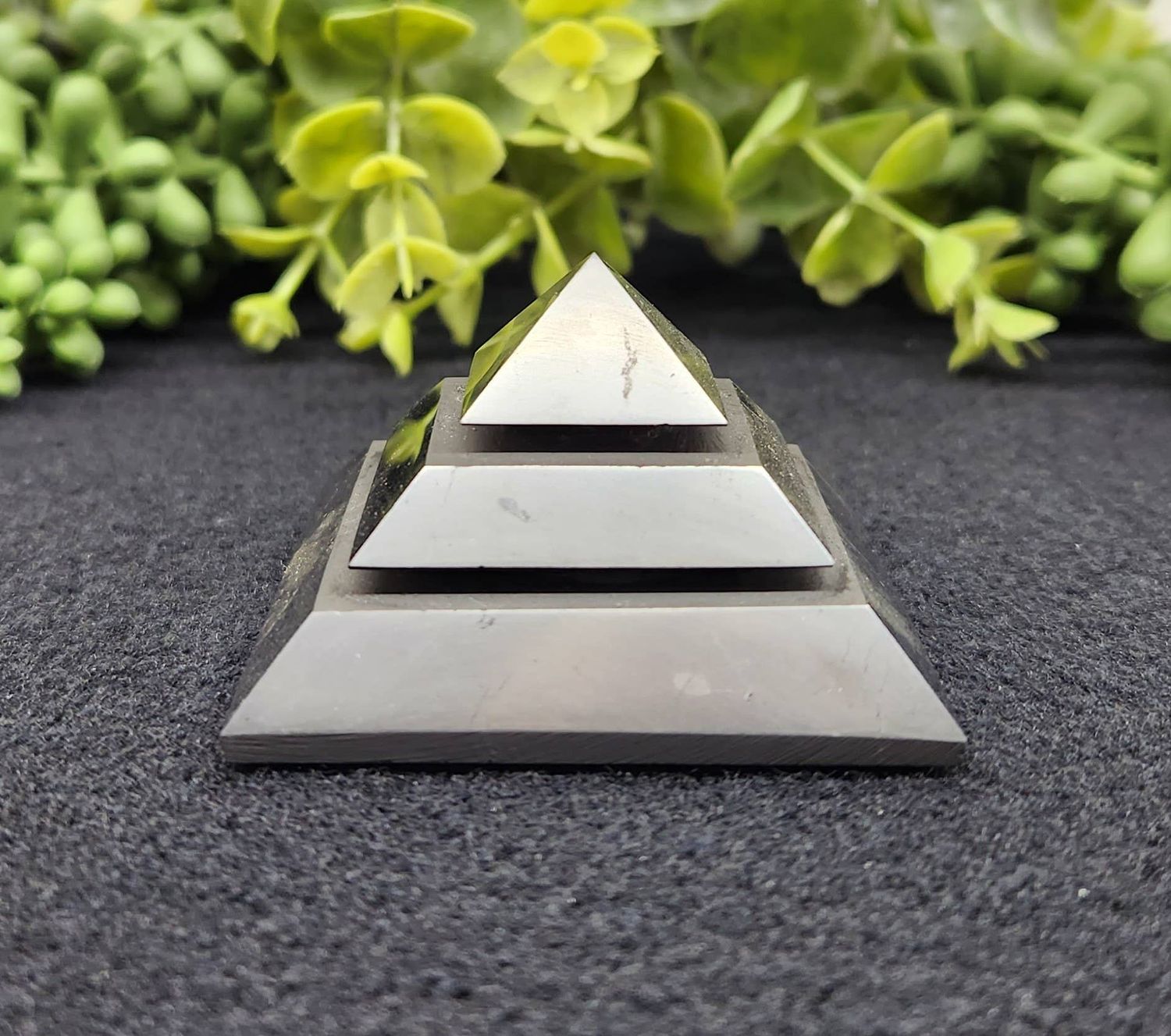 Shungite Pyramid Saqqara 5cm