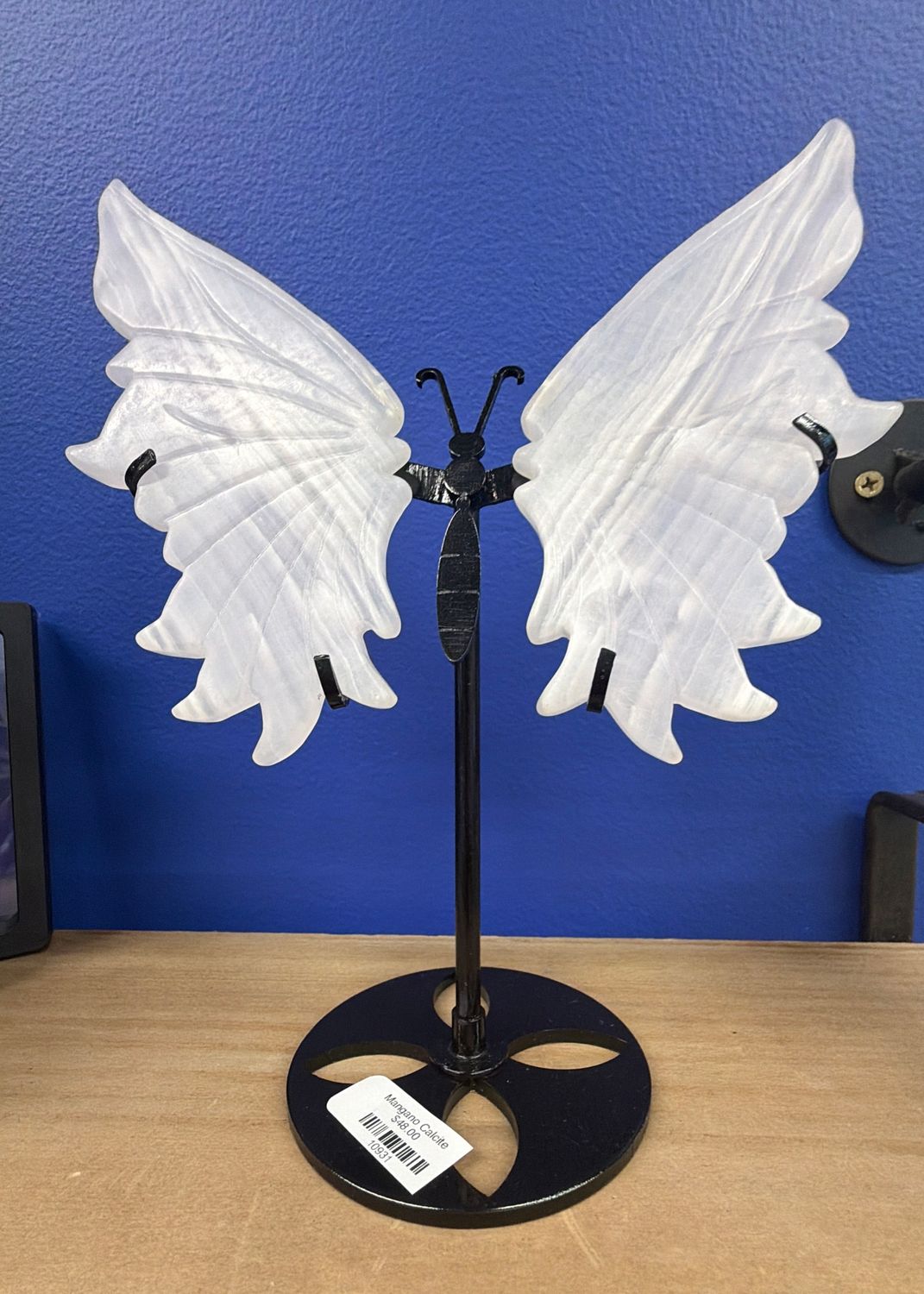 Mangano Calcite Butterfly 6”