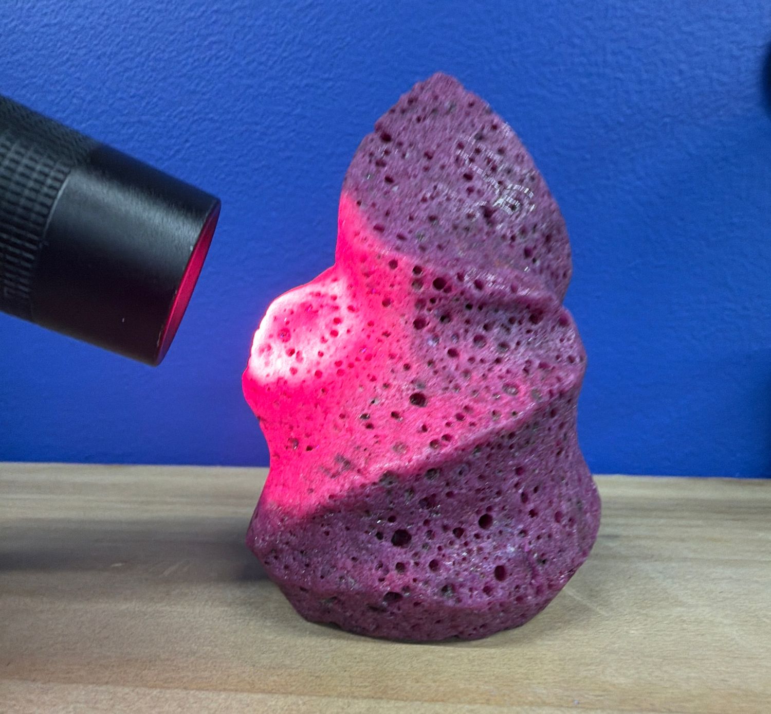 Honeycomb Ruby Flame