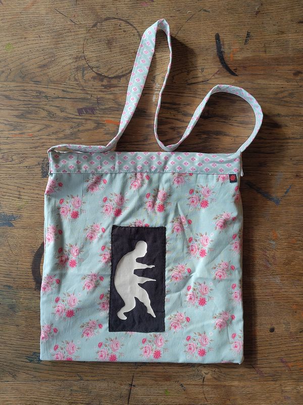 Tasche Blumenmuster und Ninja