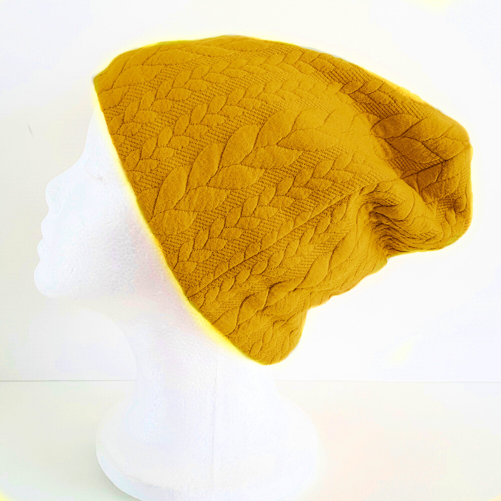 SnowCap - Gold Cable Knit - Medium