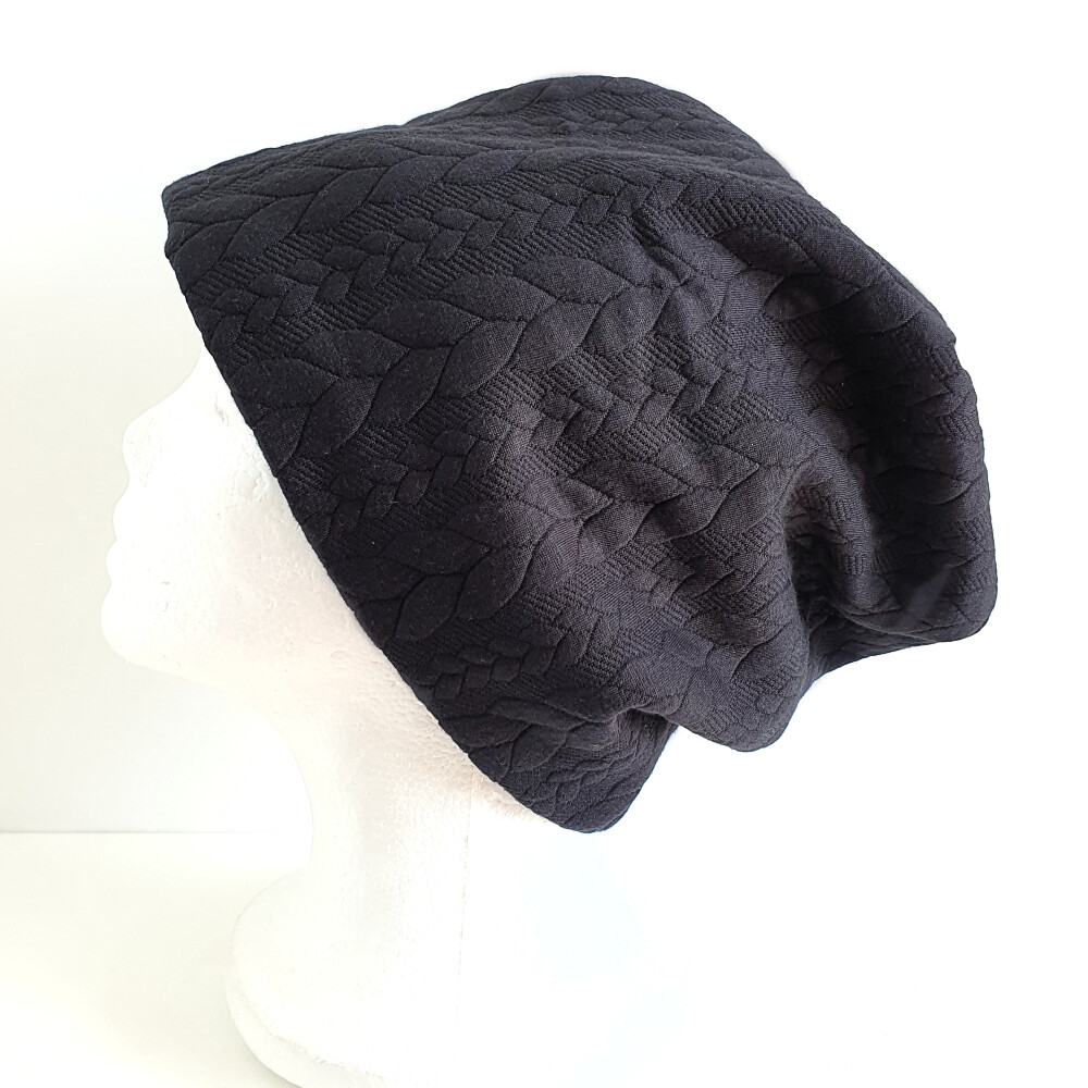 SnowCap - Black Cable Knit - Large