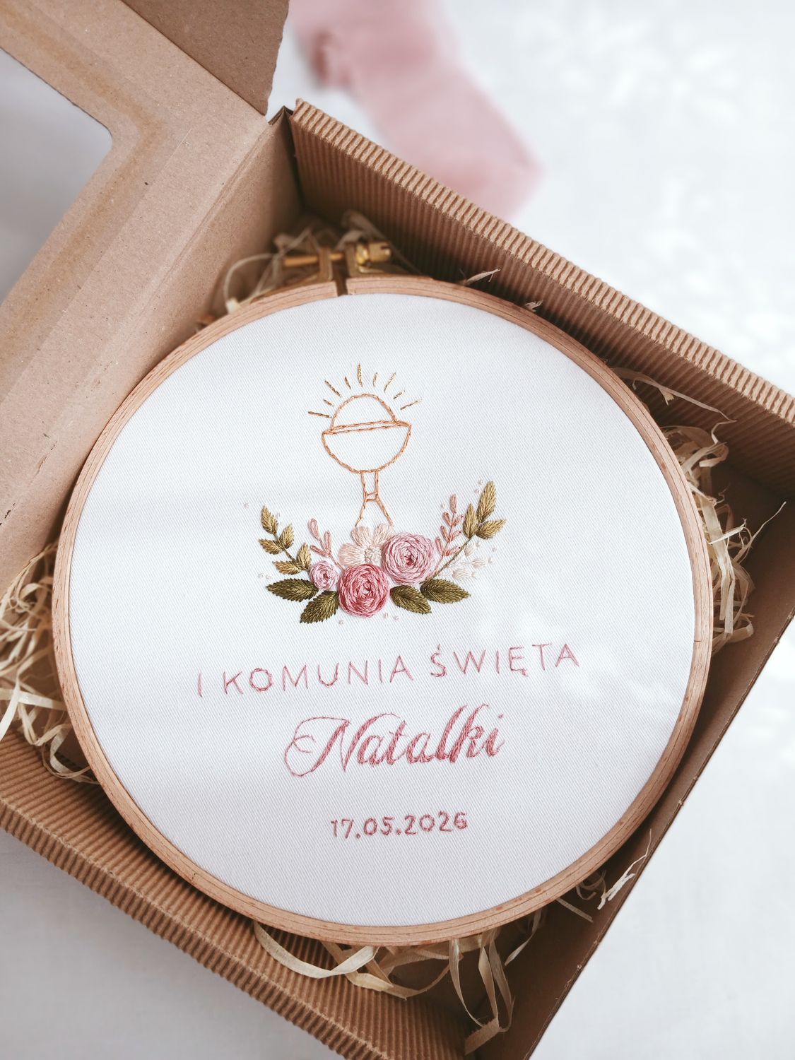 Haftowany tamborek ,,Kielich'' (I Komunia Święta)
