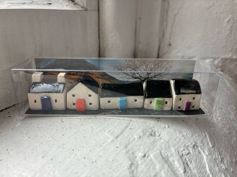 Pebble Beach Cottages (free Local Shipping)