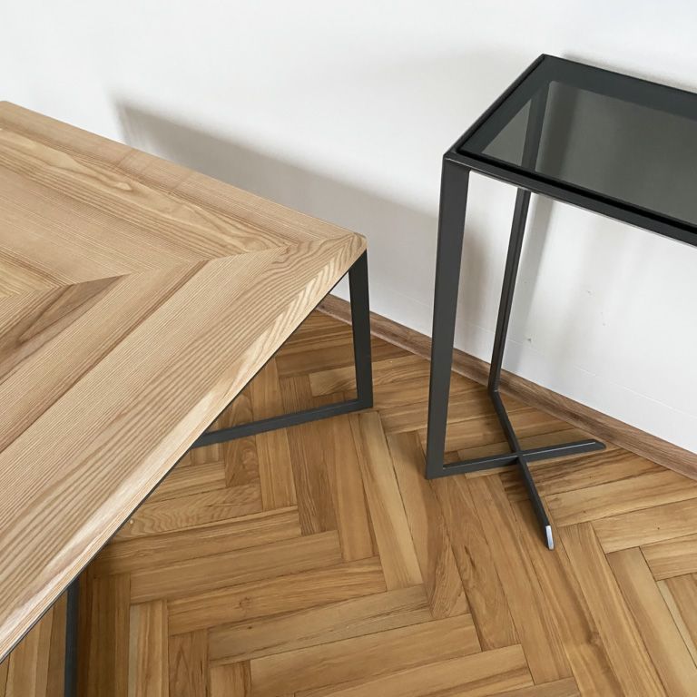 Side tables &amp; console tables