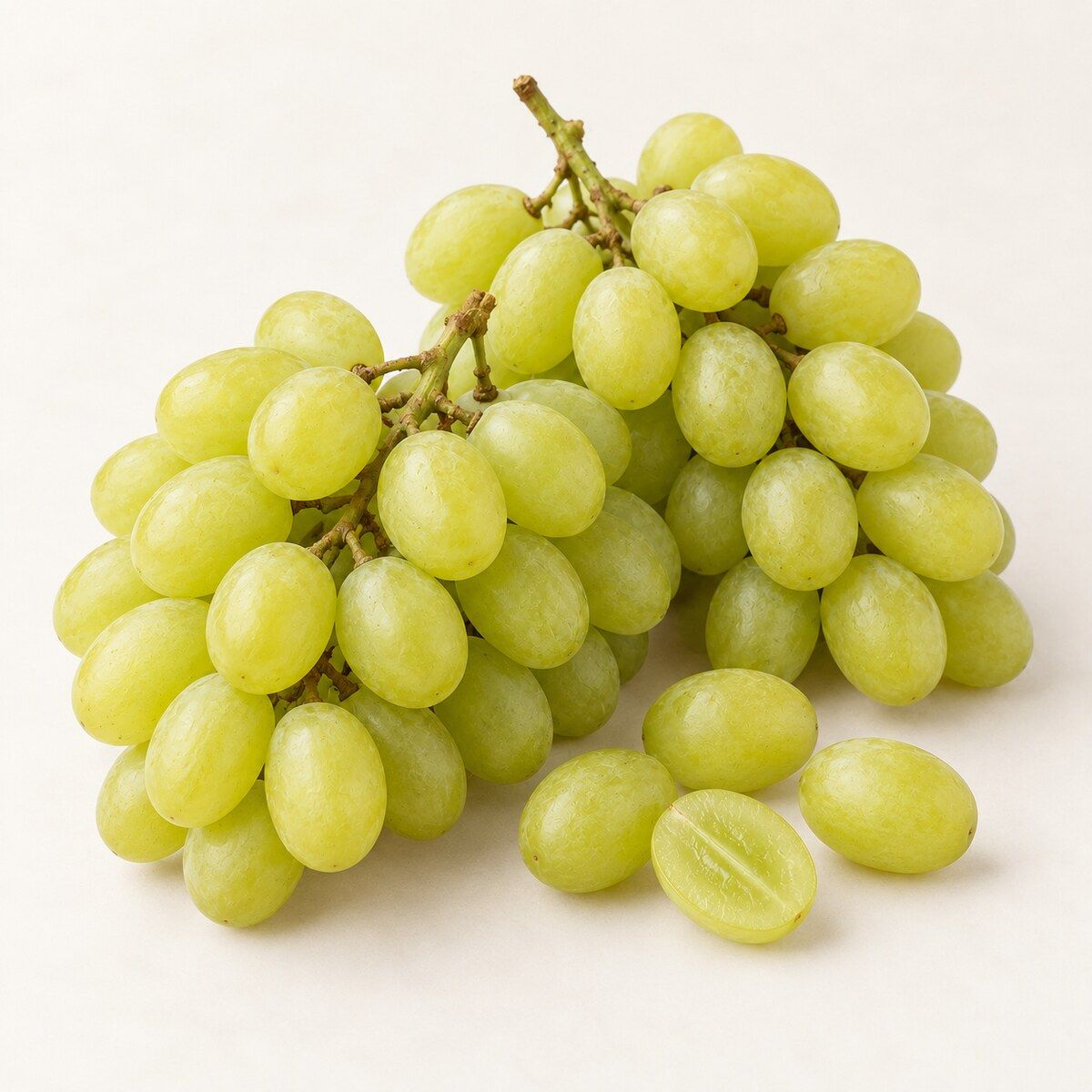 White Seedless Grapes — 1 kg