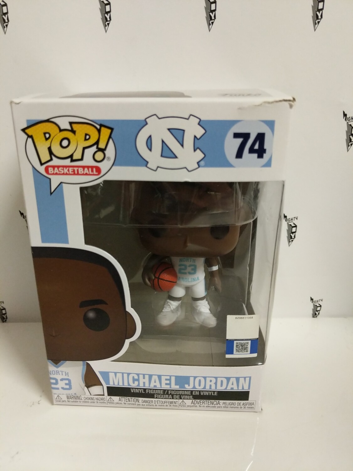 Basketball- UNC Michael Jordan (Away Jersey) Pop! Vinyl (damaged)- 3