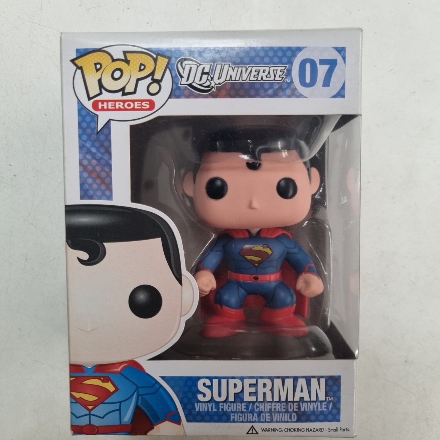 DC Universe- Superman Pop! Vinyl Figure
