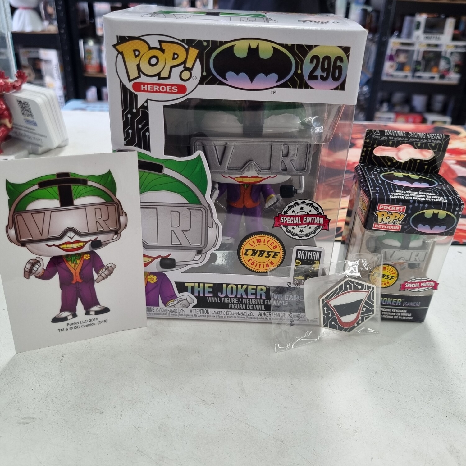 Heroes- The Joker VR Gamer Chase Pop! Vinyl Figure Set