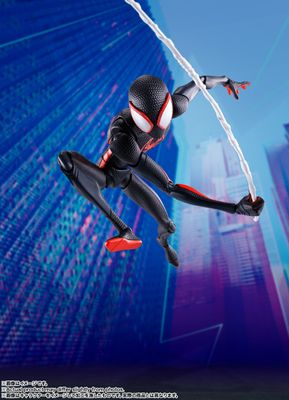 Spider-Man: Across the Spider-Verse S.H.Figuarts Spider-Man (Miles Morales) view 2 - Mighty Toys Australia