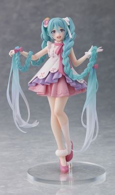 Hatsune Miku Wonderland Rapunzel Figure