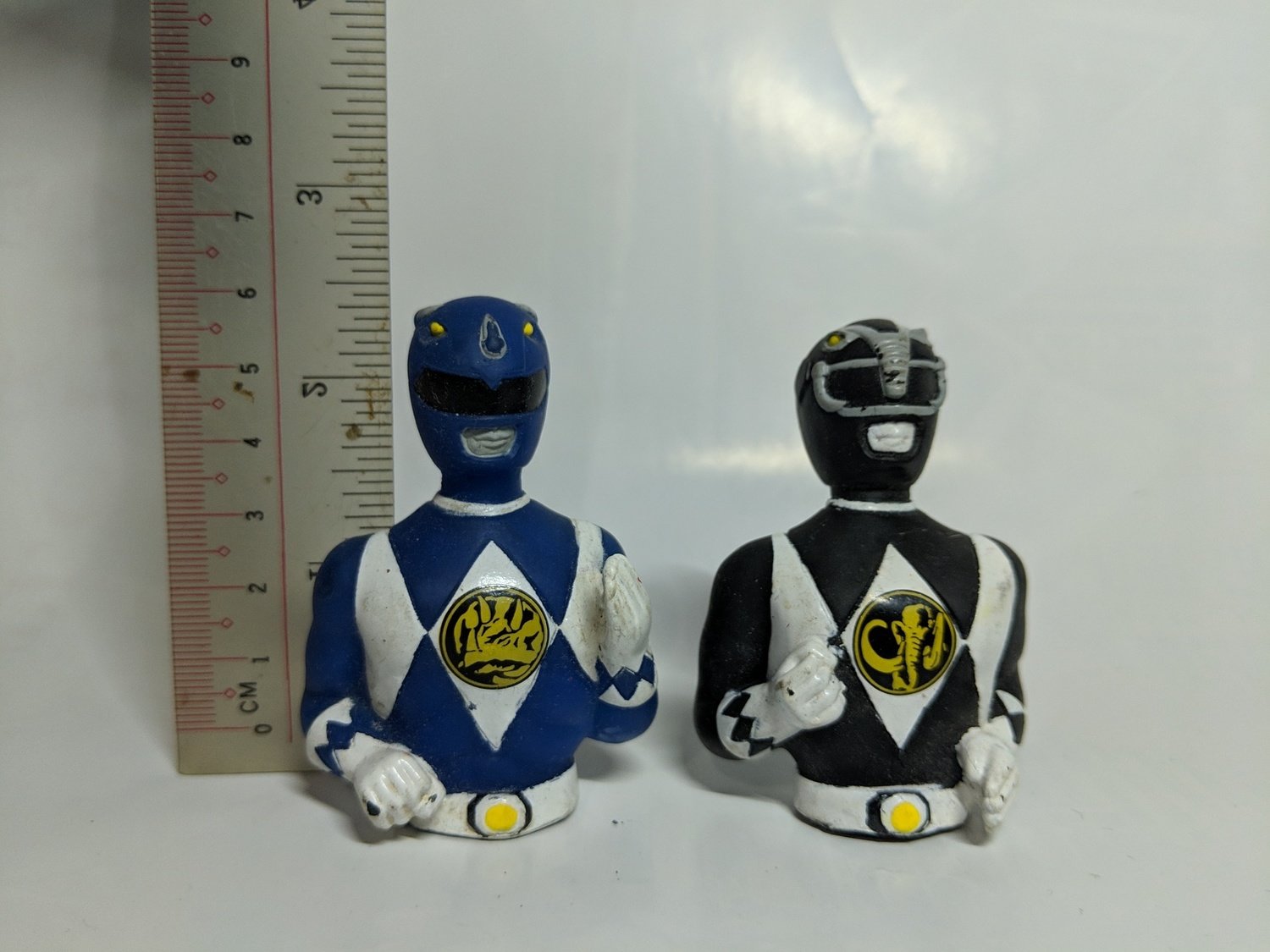 Mighty Morphin Power Rangers Blue and Black Ranger topper