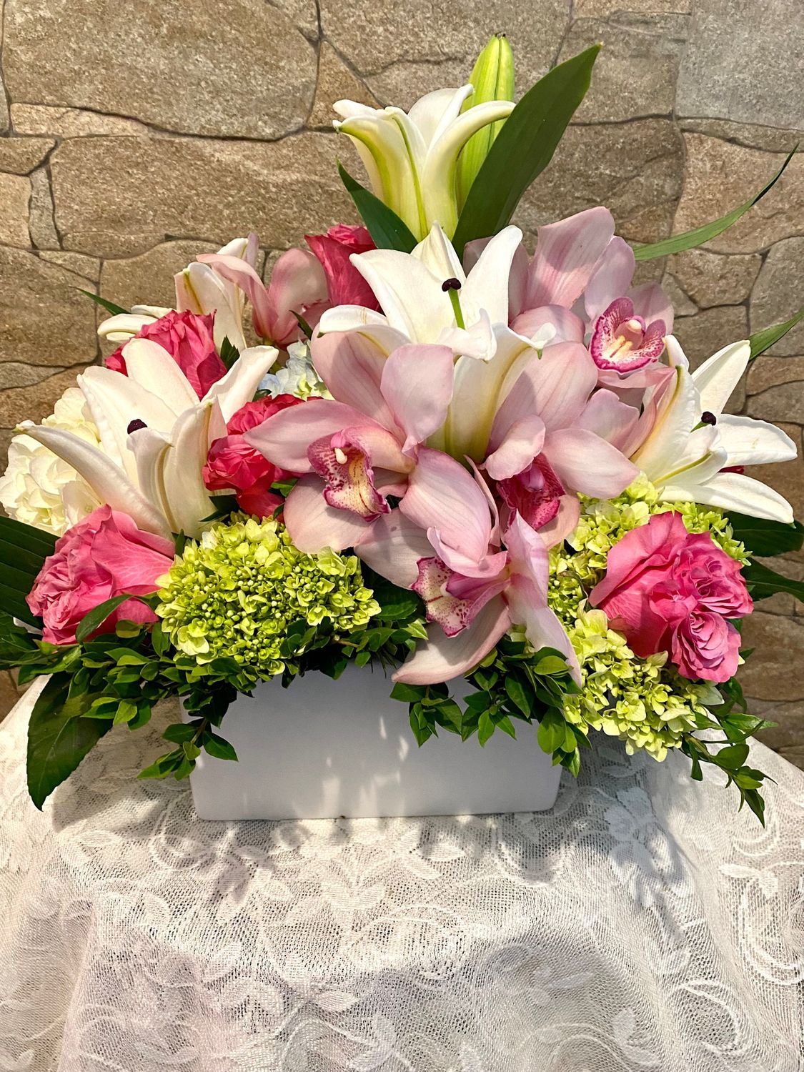 Seasonal Fresh Flower Vase Arrangement