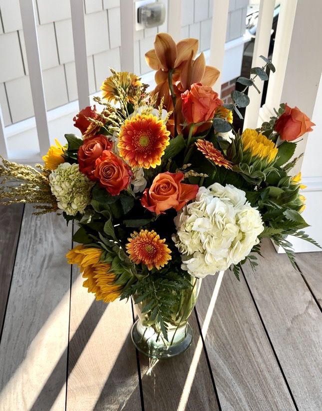 Seasonal Fresh Flower Vase Arrangement