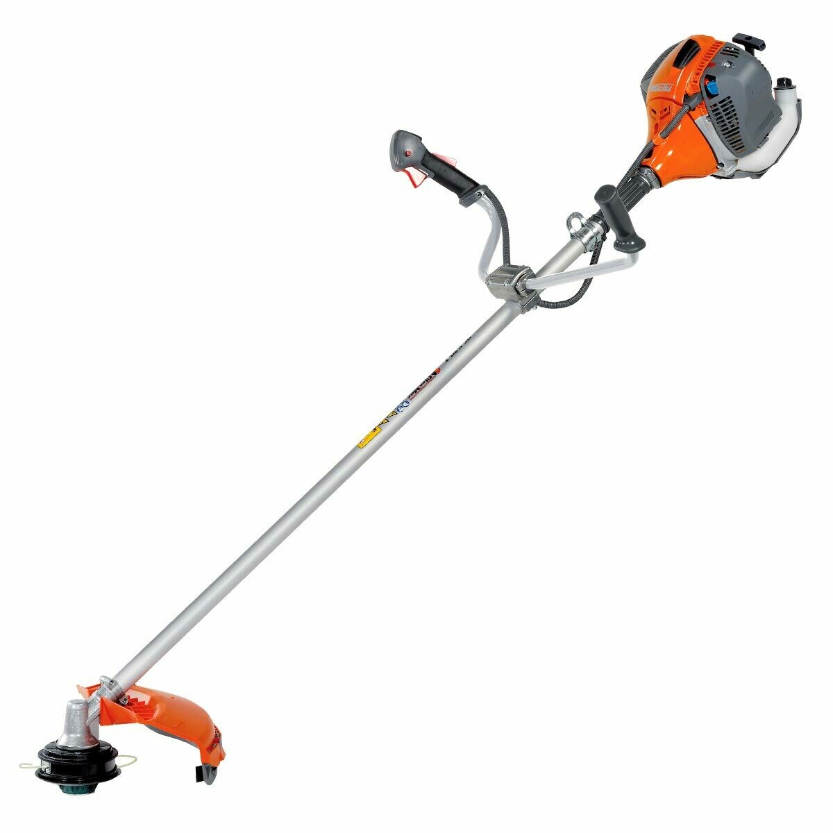 DESBROZADORA PROFESIONAL OLEOMAC BC530T