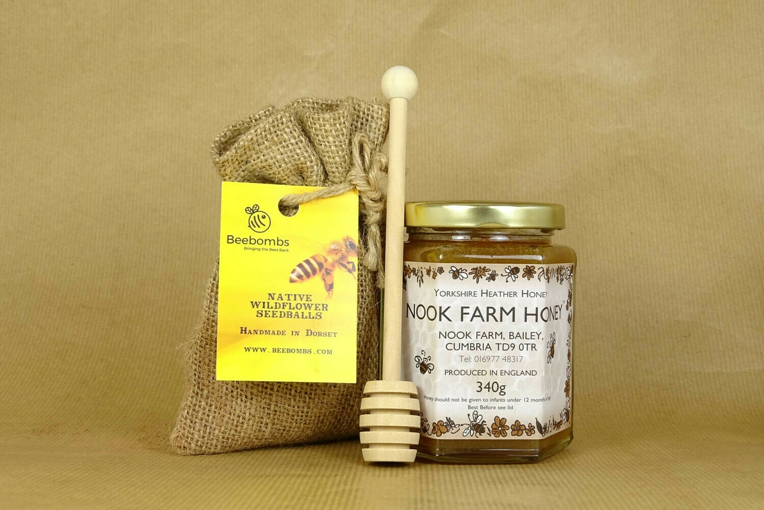 Gift Bundle - Yorkshire Heather Honey 340g, Beebomb &amp; Honey Drizzler