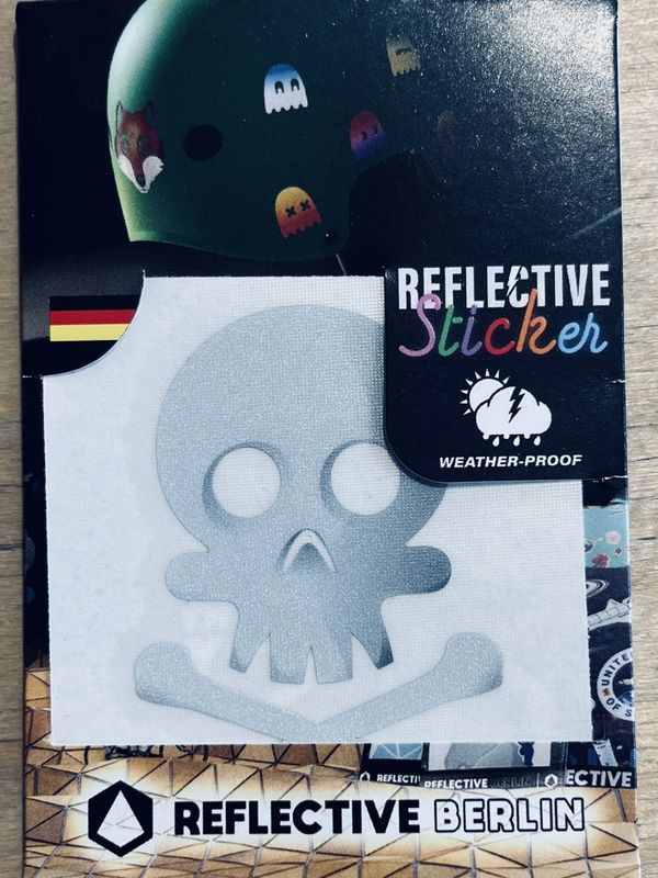 Fahrer Berlin Reflective Decal Skull