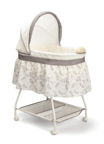 Delta Children Sweet Beginnings Bassinet, Falling Leaves