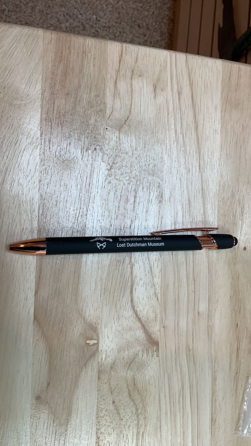 MUSEUM PEN