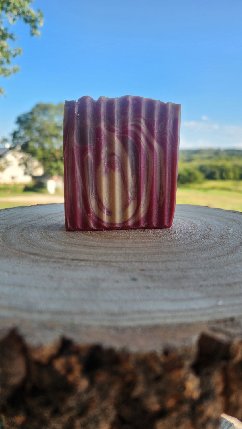 Crimson Vineyard (large bar)