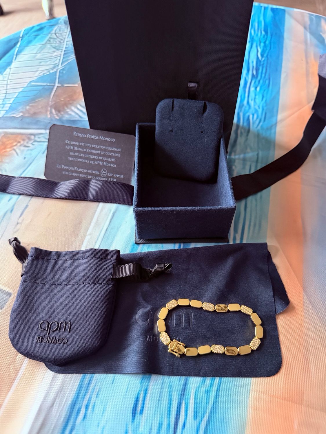 Bracelet pavage doré APM  MONACO