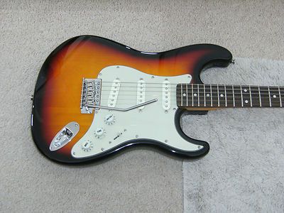 Tanglewood TSB '62 Stratocaster Style Electric Guitar (215)