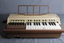 Emenee Chord Electric Organ