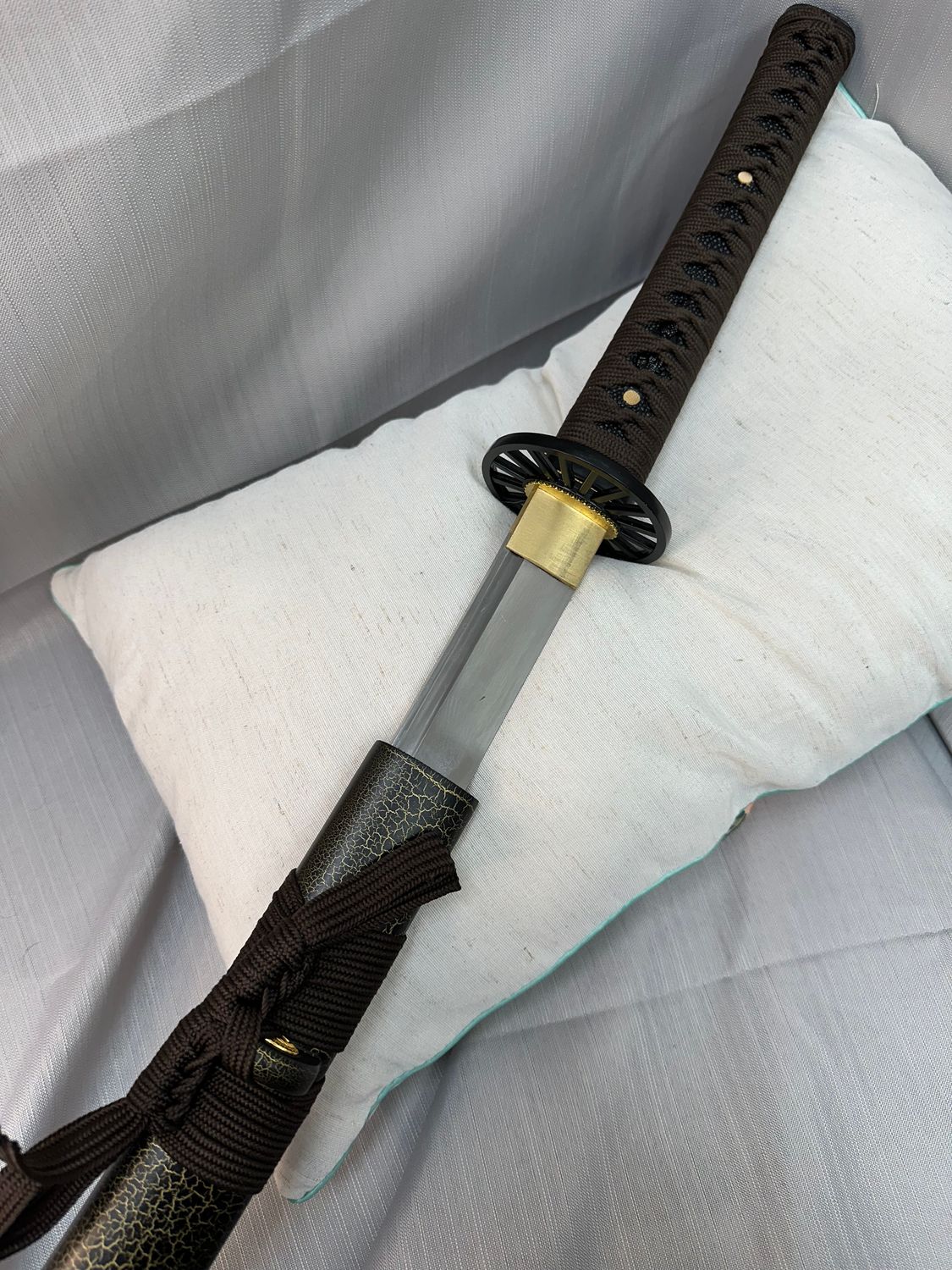 Full Tang Wagon Wheel Tsoba Katana W/Black/Gold Sheath