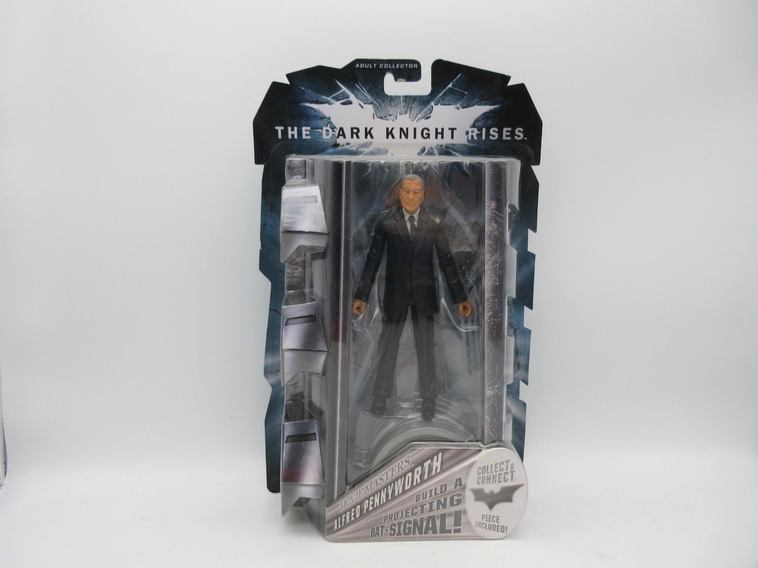 Mattel Movie Masters The Dark Knight Rises Alfred Pennyworth Action Figure (982)