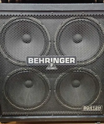 Behringer BG412H Ultrastack 400 Watt 4x12" Cabinet (132)