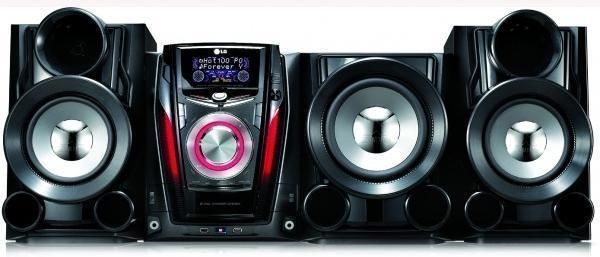 LG CM6520 CD Changer/Player W/3 LG Speakers W/Rem (834)