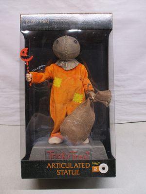 Spirit Haloween Trick or Treat Articulated Statue (NEW) (267)