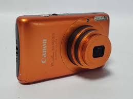 Canon Powershot SD1400 IS Camera W/Extra Battery