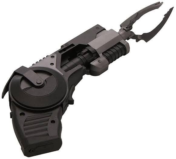 Batman Arkham Origins Prop Replica Grapnel Launcher