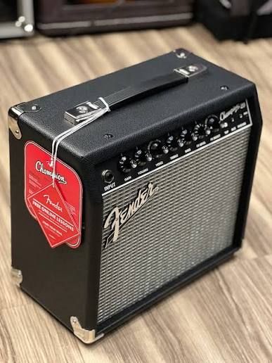 Fender Champion 20 Electric Guitar Amp (610)