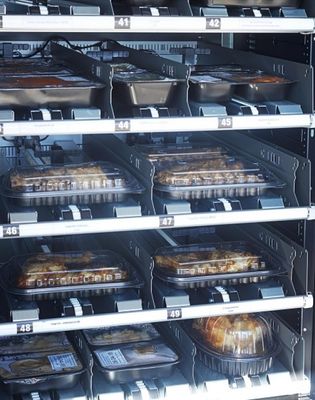 ONTDEK HIER wat er in het AUTOMAAT zit VANDAAG