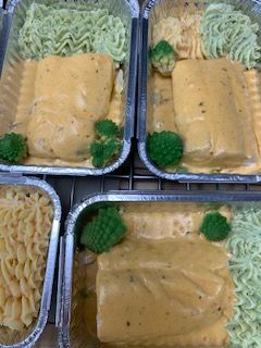 Zalmfilet met hollandaise saus, prei en puree