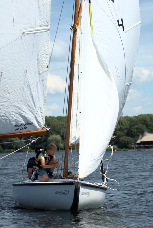 16m2 club