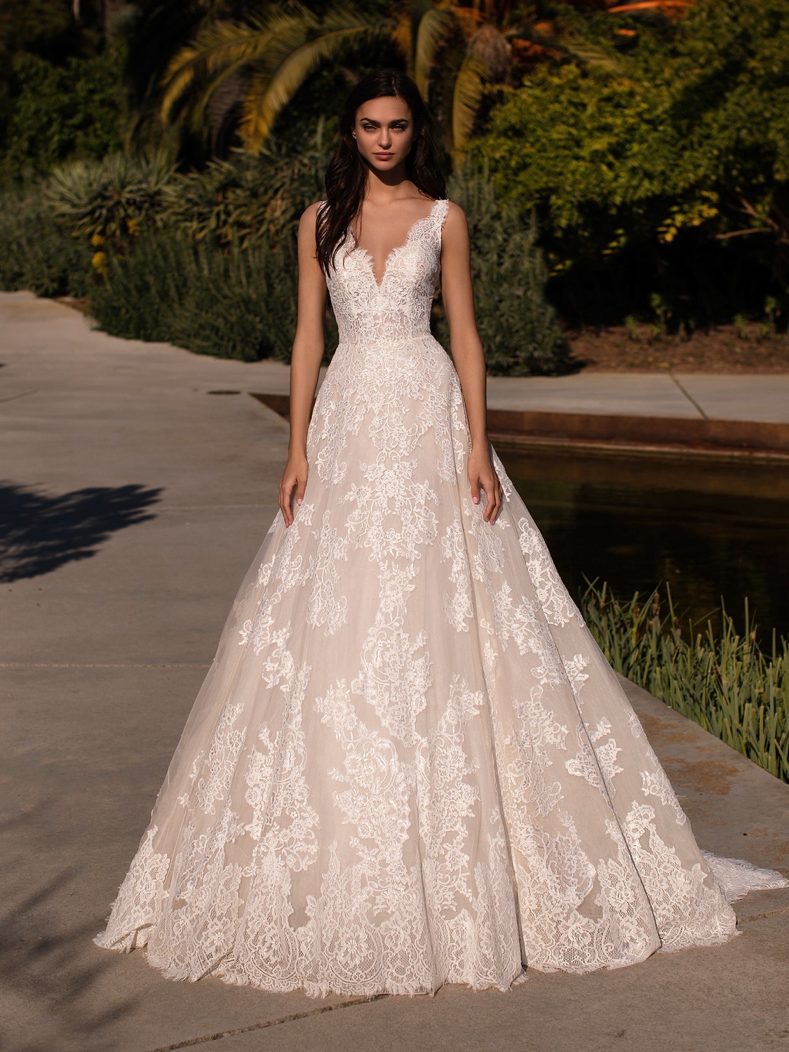 Pronovias Dress Orion Off White/Crystal Size 14