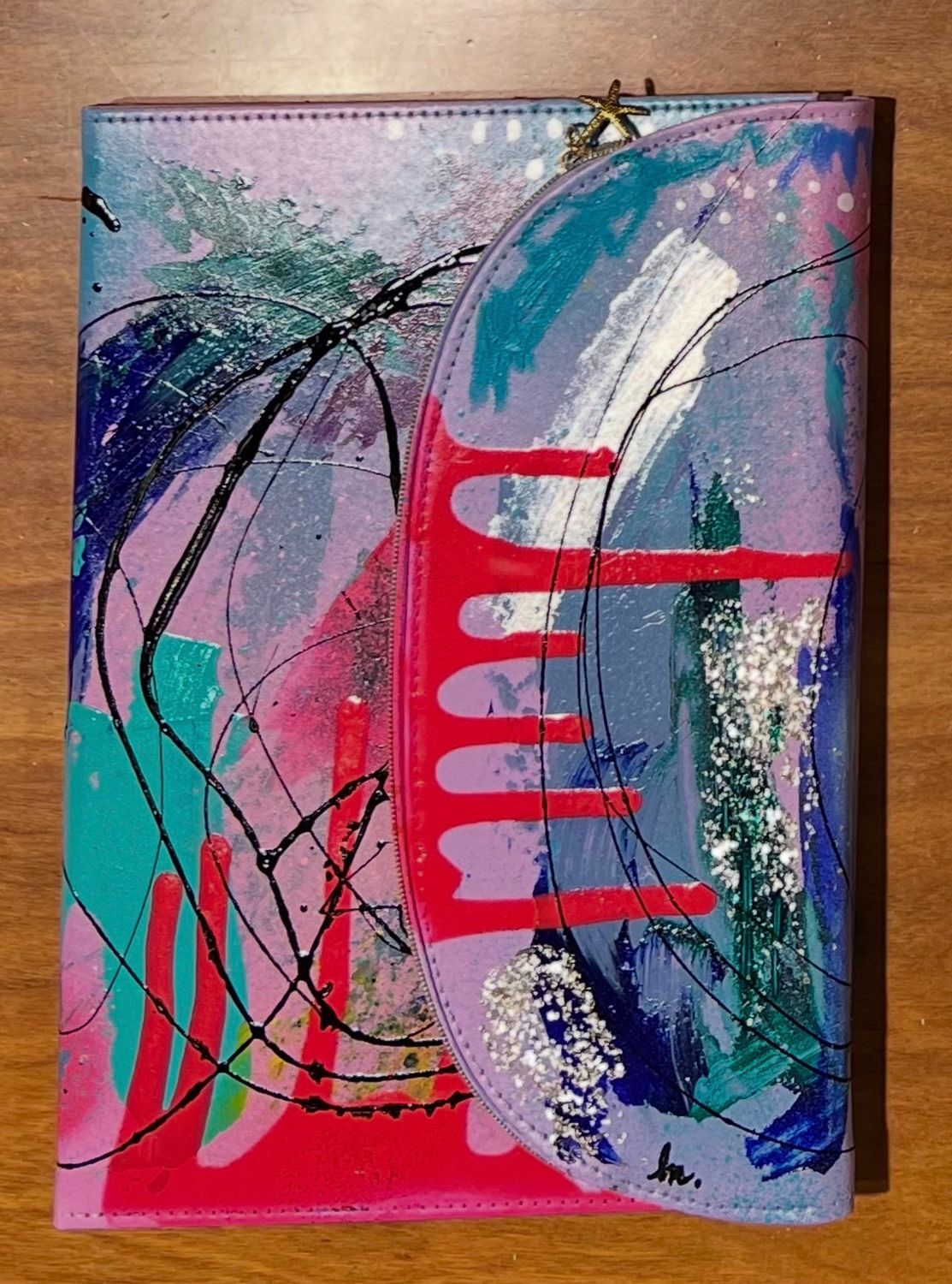 LN Midori Journal "Art in Movement" - Josephine