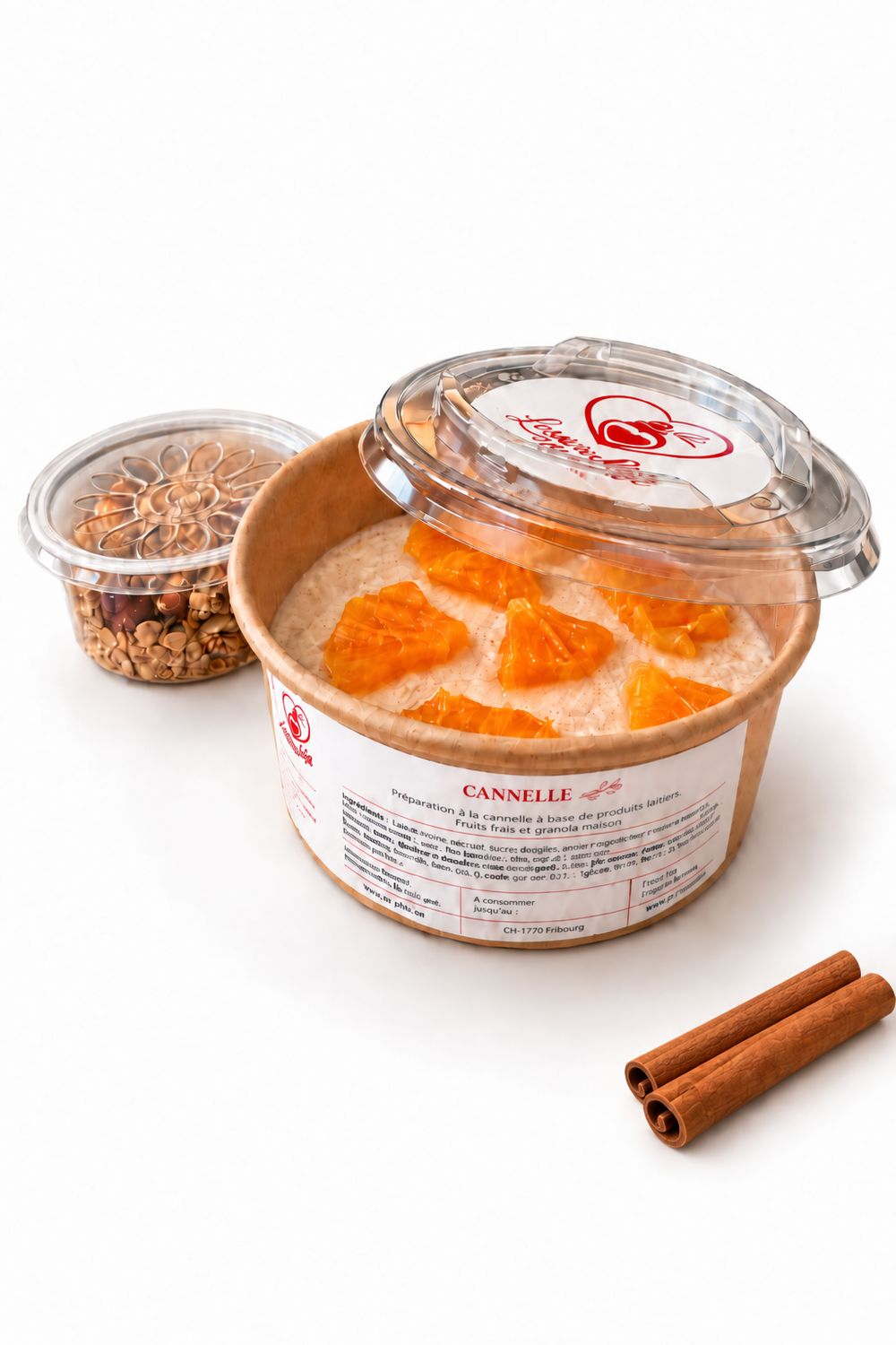 Petit-déjeuner frais à la cannelle