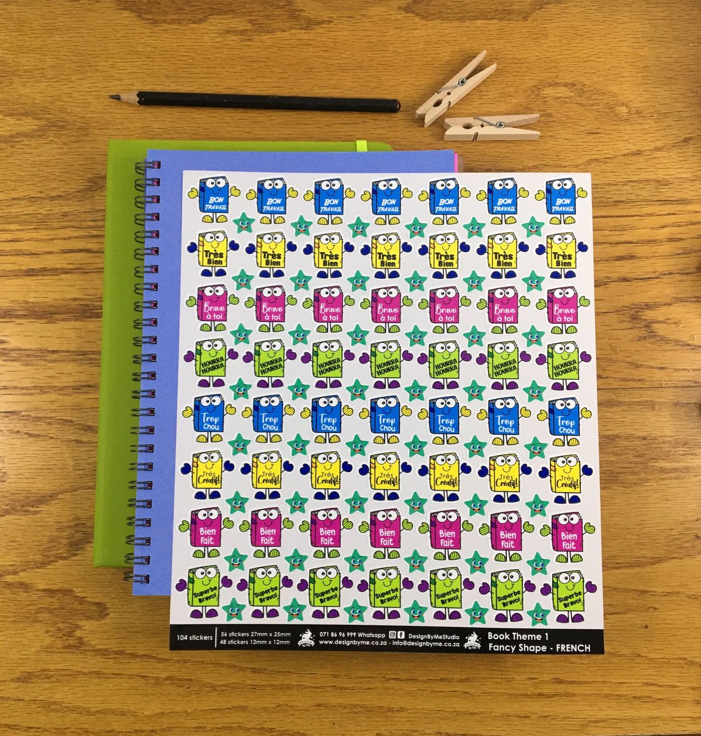 Books Theme 1 Reward Stickers - French - Fancy shaped