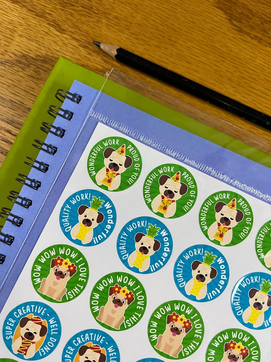 Sample Sale 143 - Pugs Dog theme - English